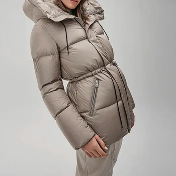  Теплая ветрозащитная тонкая женская куртка-пуховик средней длины с капюшоном на открытом воздухе, утолщенное однотонное простое женское пальто из гусиного пуха для пригородных поездок